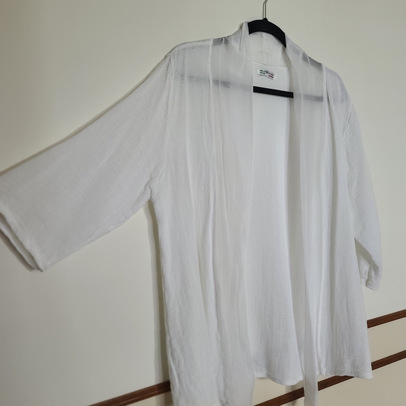 Italian Knit Cadigan - Picture 3 of 6